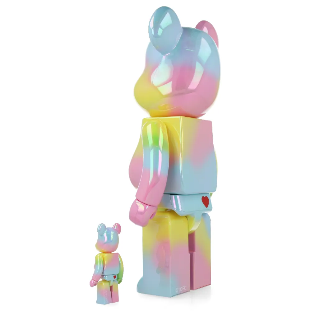 400%   100% Bearbrick Togetherness Bear (Les Bisounours)