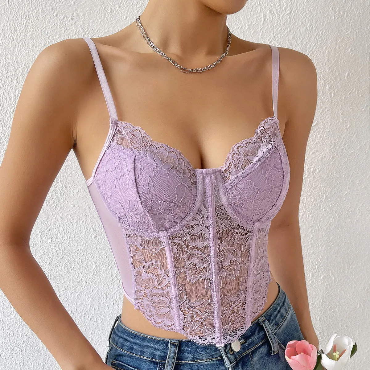 Camisole mit herzförmigem Ausschnitt und Spitzendetail