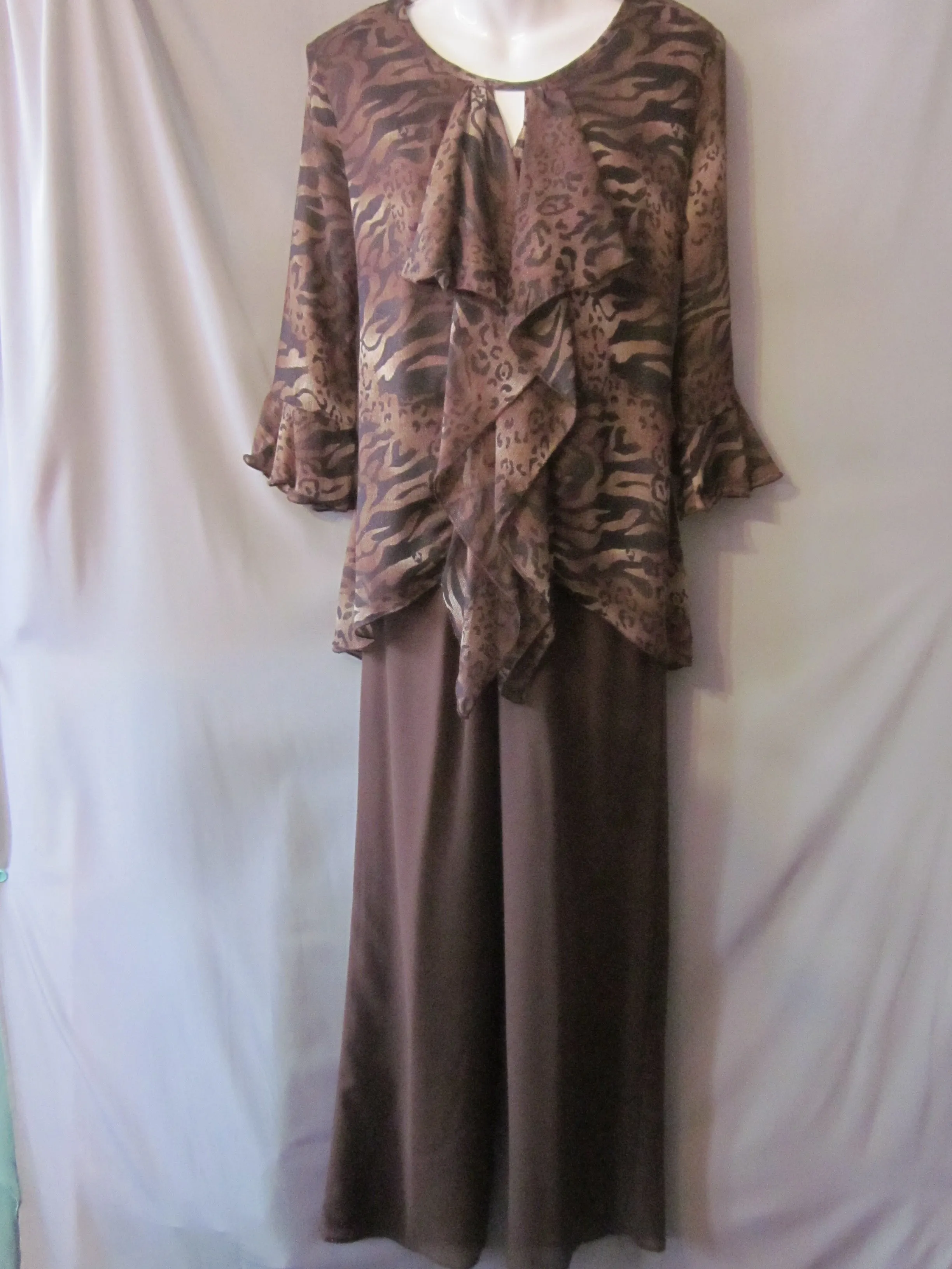 Mother of Bride Pantsuit Size Large Style 3932