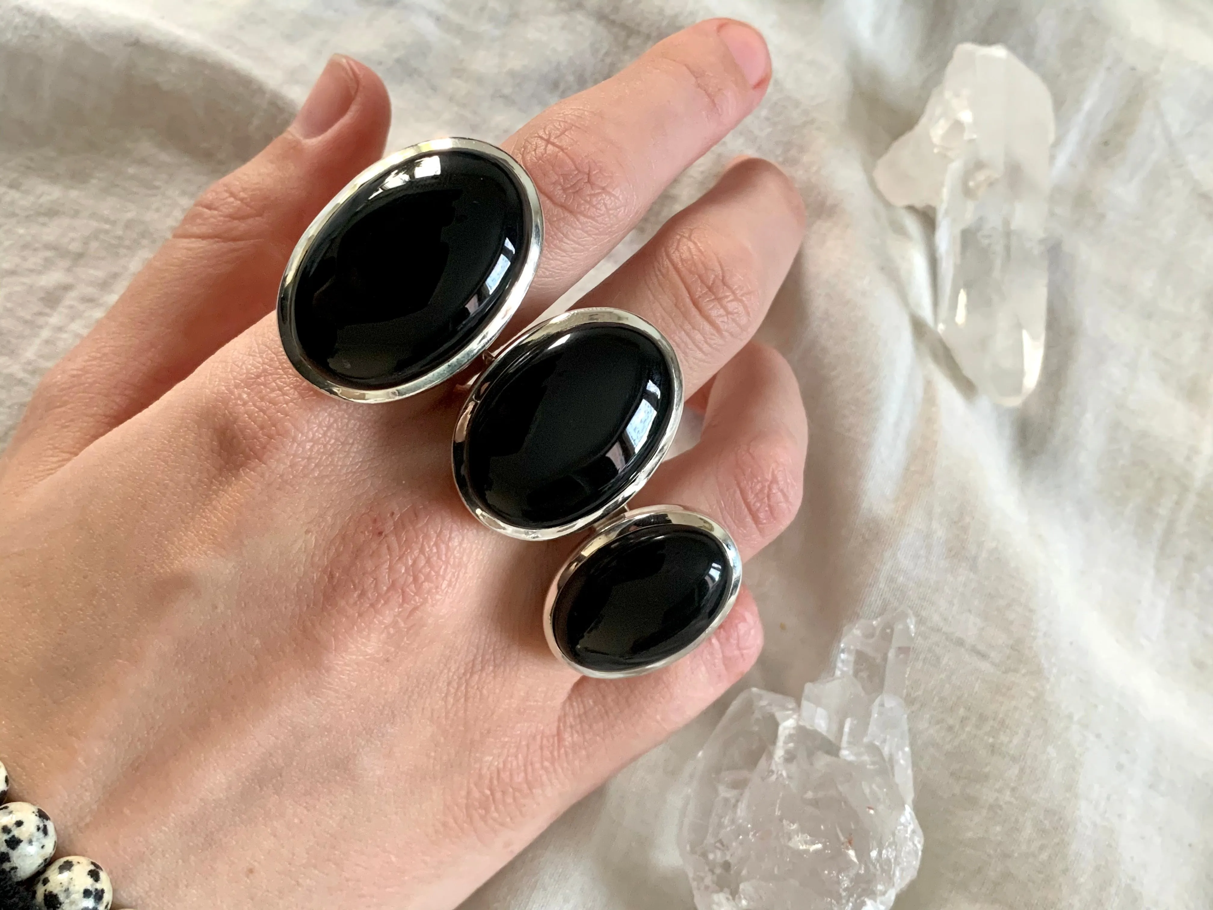 Onyx Adjustable Naevia Rings - Oval